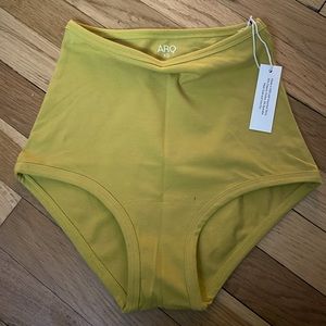 Arq XS NWT High Rise Underwear Chartreuse